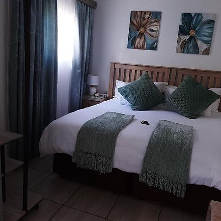 דירות בלומפונטייין Sleep@161 Benade Drive מראה חיצוני תמונה