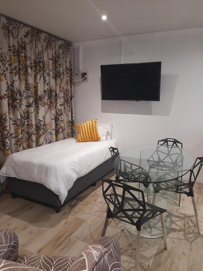 דירות בלומפונטייין Sleep@161 Benade Drive מראה חיצוני תמונה
